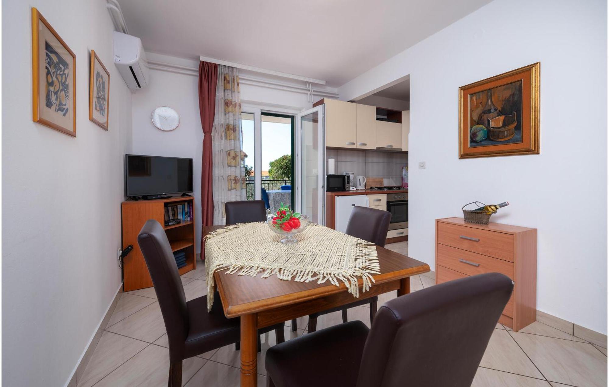 Jenny Br, 2 Porec